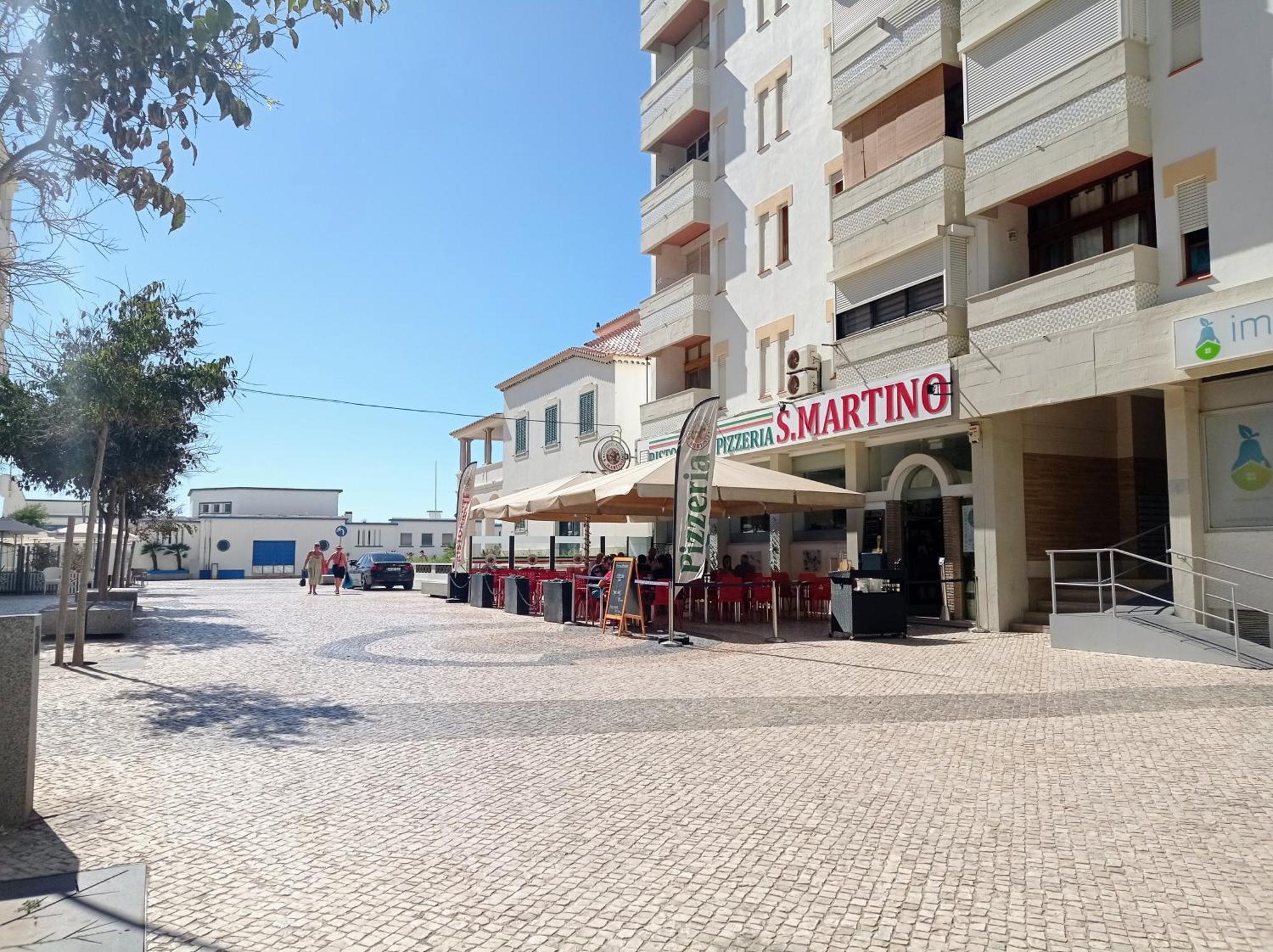 Casino Blu: 50M To Beach, In Town Center Armação de Pêra 외부 사진