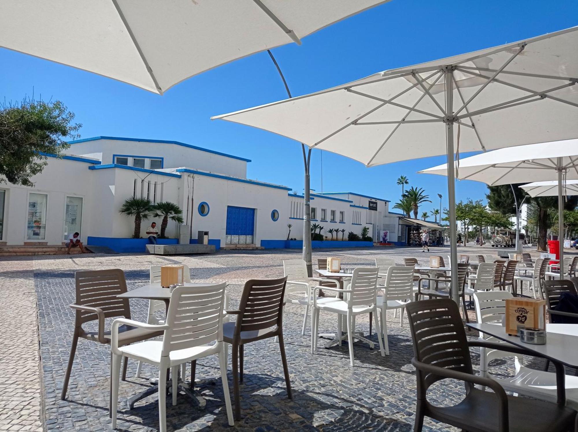 Casino Blu: 50M To Beach, In Town Center Armação de Pêra 외부 사진