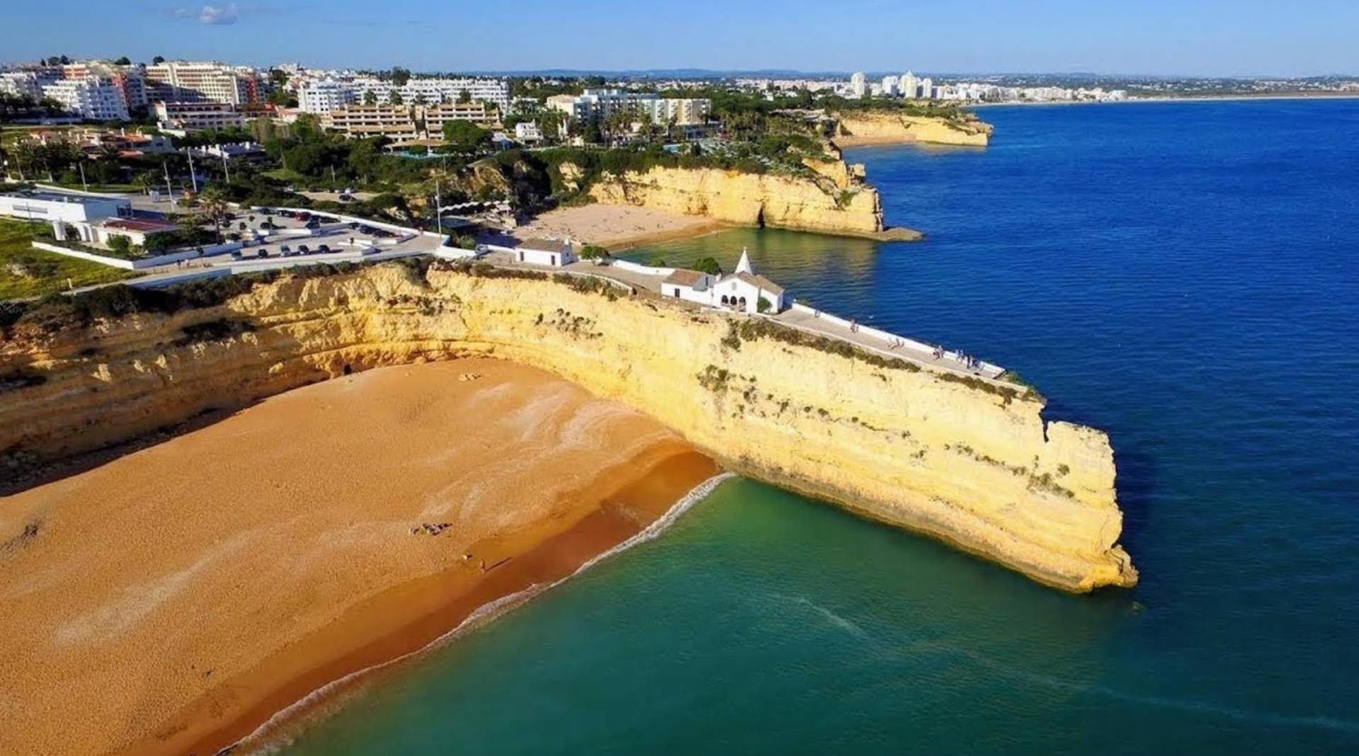Casino Blu: 50M To Beach, In Town Center Armação de Pêra 외부 사진